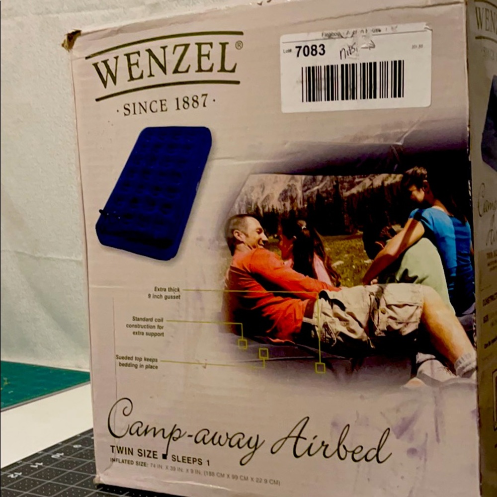 Wenzel Twin Air mattress /camping